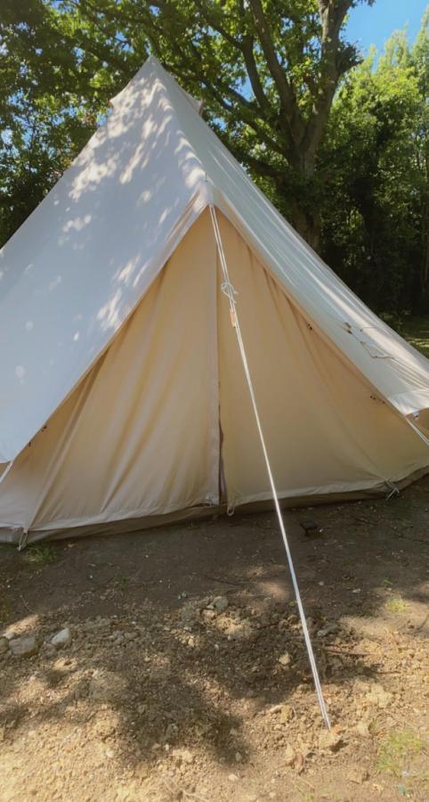 Готель Stansted Glamping Broxted Екстер'єр фото